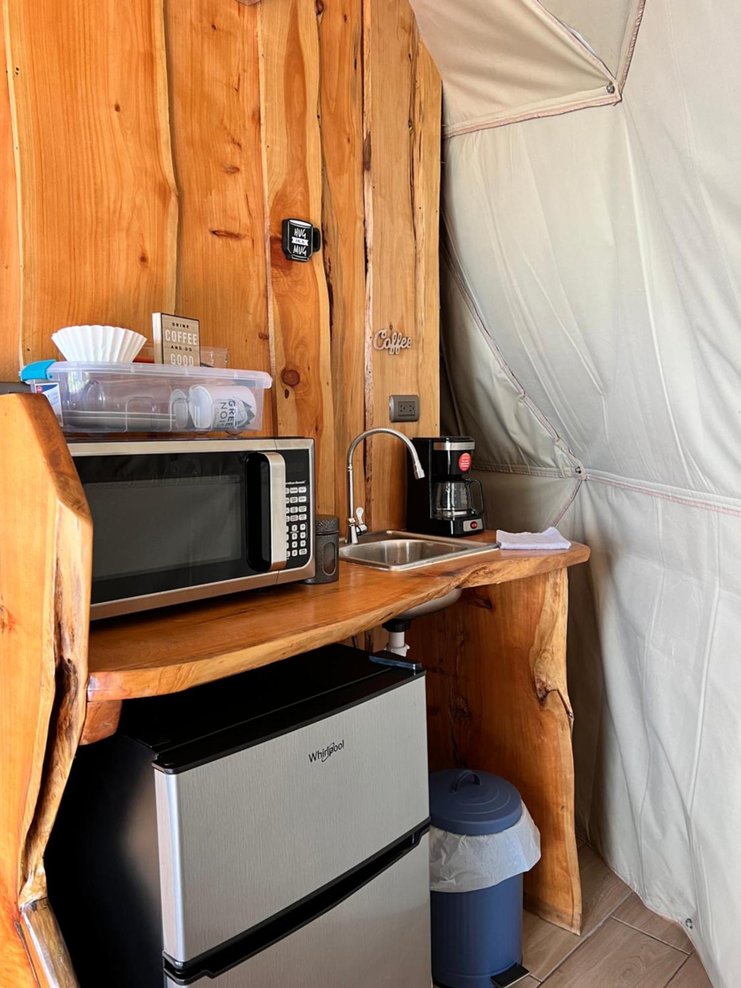 Green Noise Glamping Fraijanes Bagian luar foto